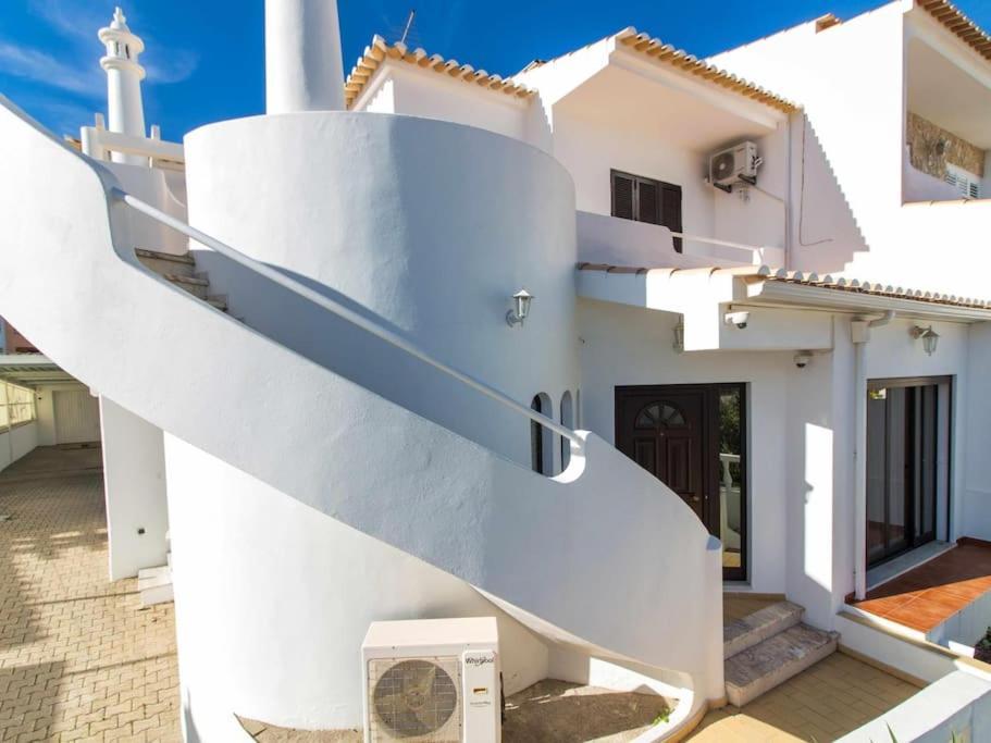 Villa Dogueno- Privat Pool & Privacy & Albufeira Center Dış mekan fotoğraf